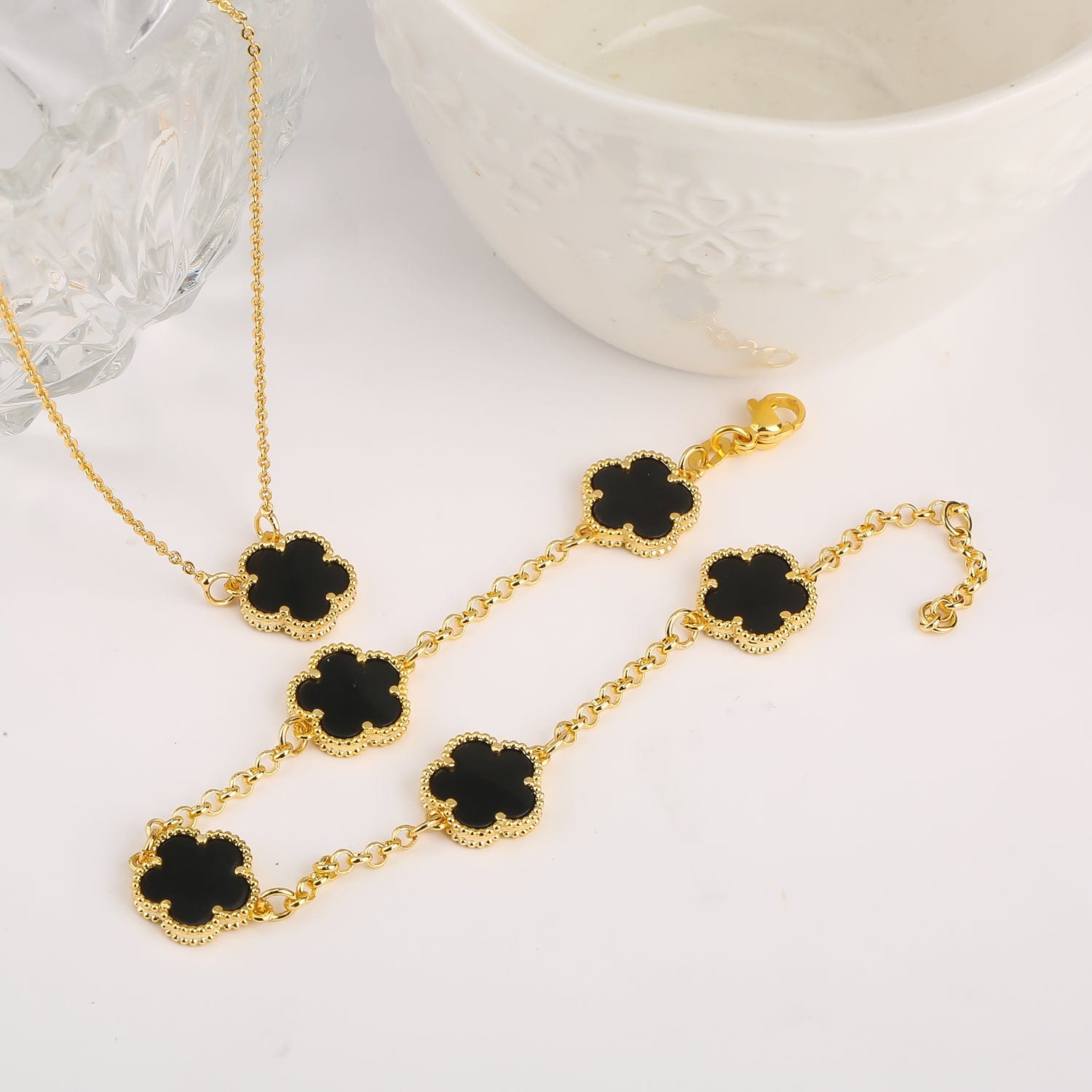 Four Leaf Clover Bracelet - WanderLightful