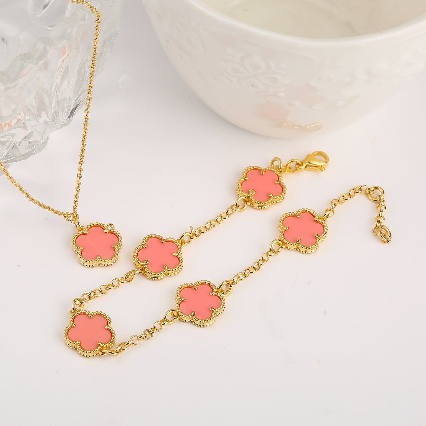 Four Leaf Clover Bracelet - WanderLightful