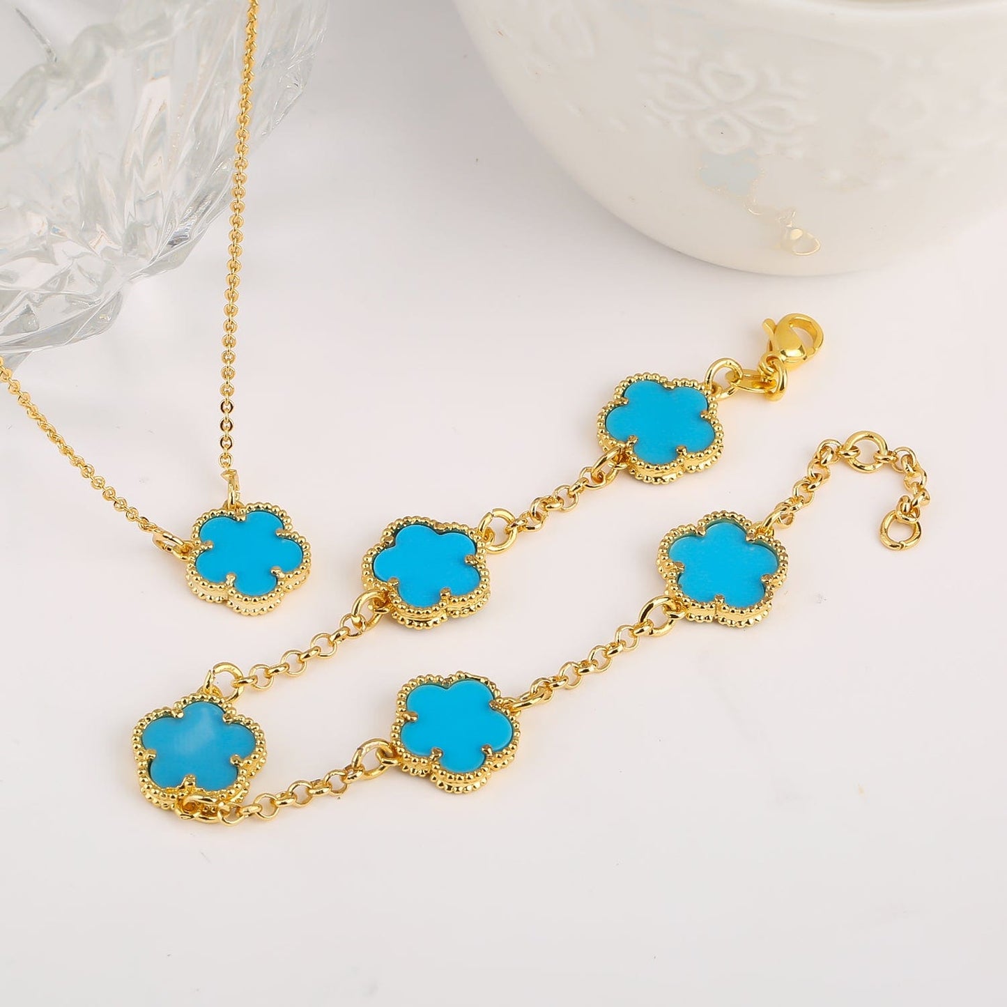 Four Leaf Clover Bracelet - WanderLightful